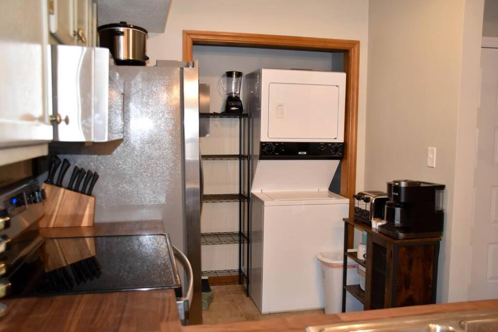 Ferienwohnung Cozy Mountain Getaway! Mountain Views! 2 Bed, 2 Bath, Sleeps 6 Gatlinburg Exterior foto